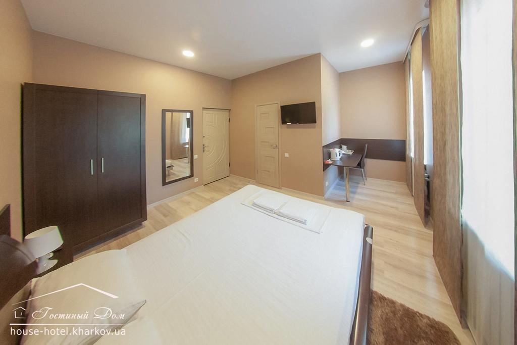 Hotel Gostinyj Dom Kharkiv Room photo